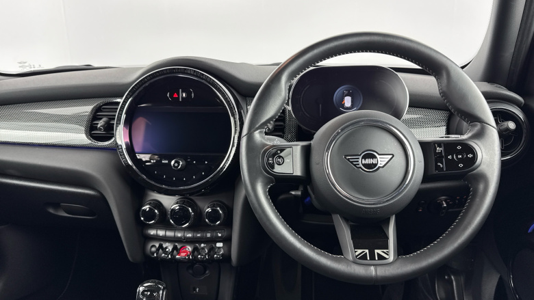 MINI Hatchback 1.5 Cooper Exclusive Premium 5dr Auto Petrol Hatchback